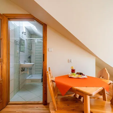 Willa Lesny Potok 3*